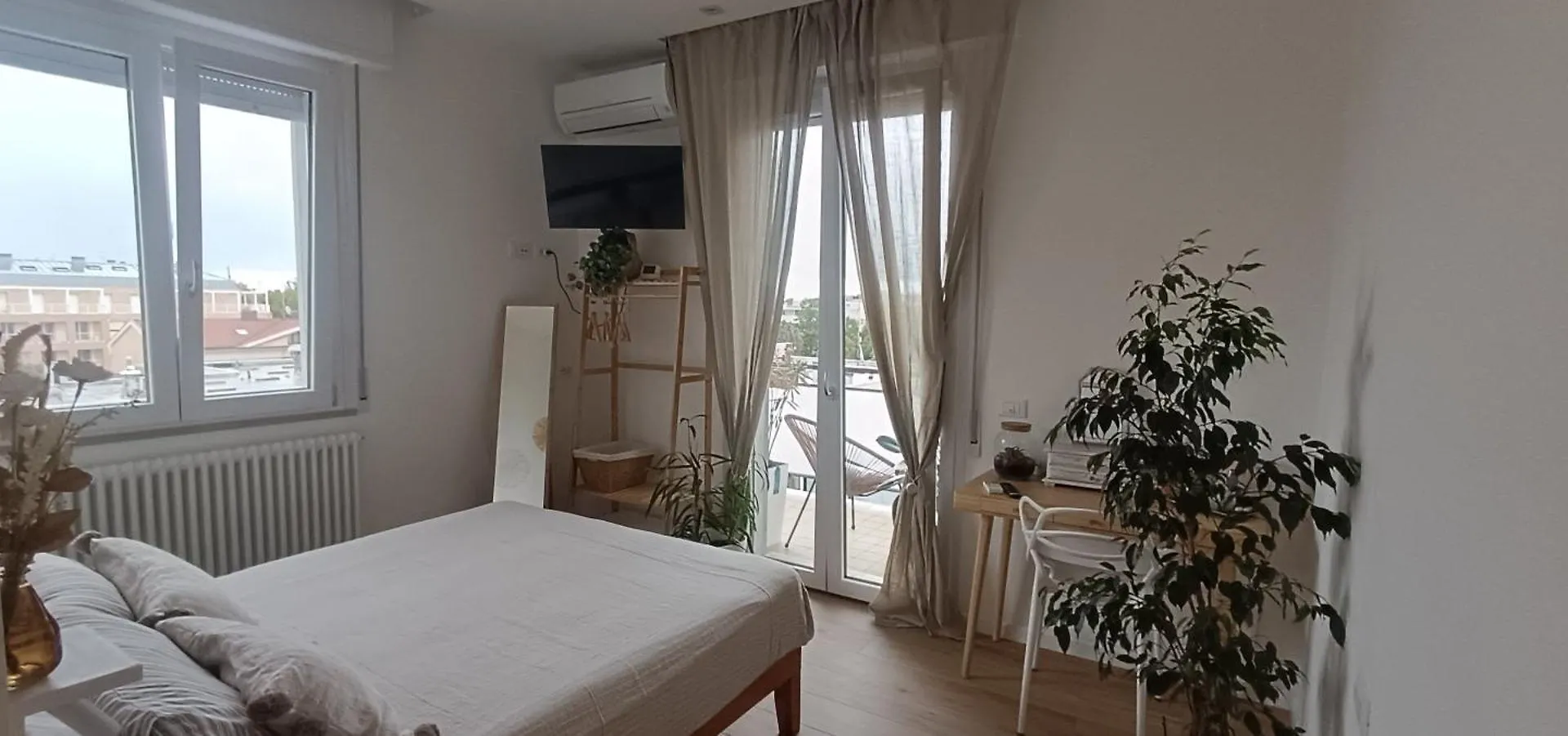 Keizna Rooms Cesena Guest house