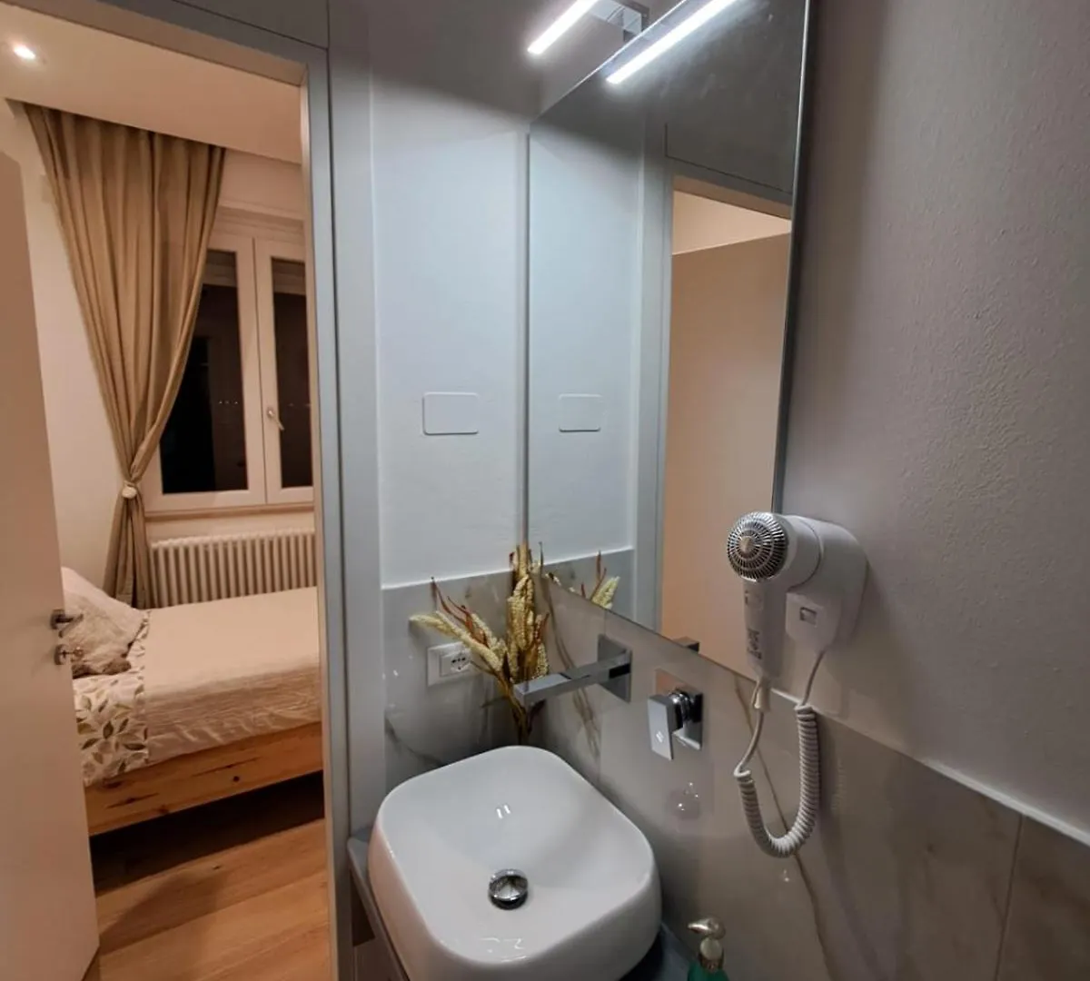 Keizna Rooms Cesena 0*,